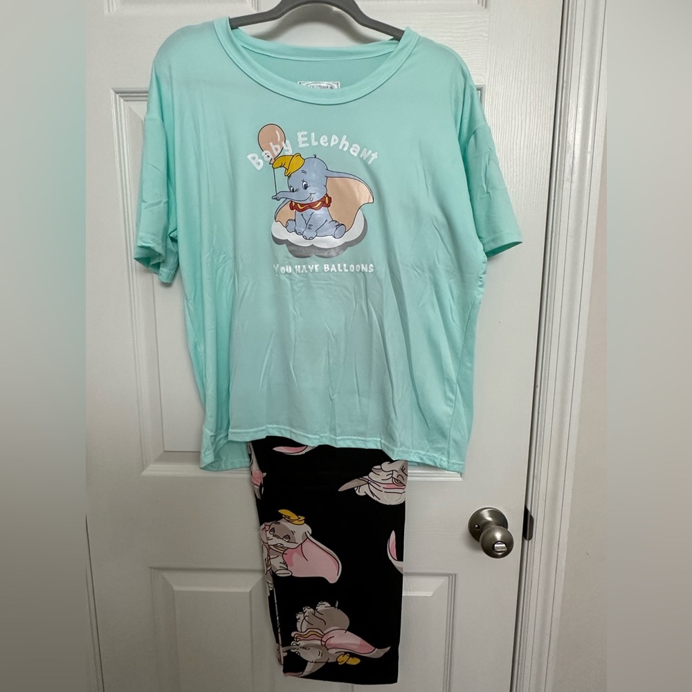 Pajama for woman and girl. Disney character